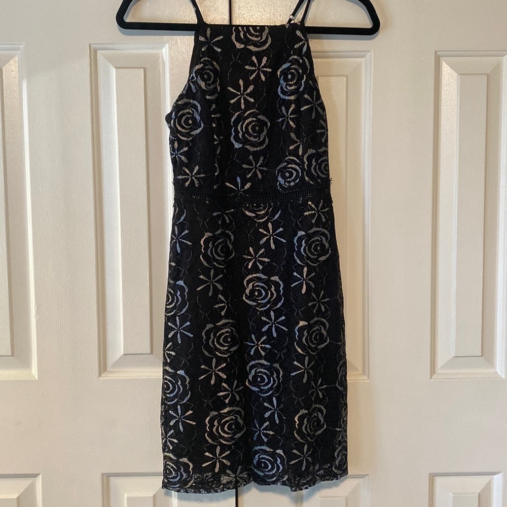 Lace cocktail dress